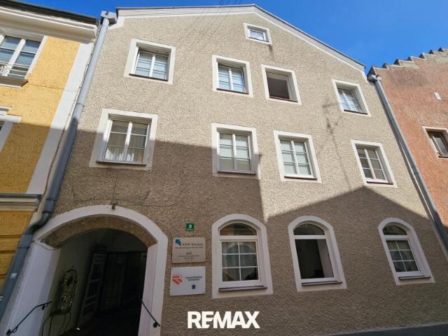 Kanzlei oder 4 Zimmer Wohnung im Zentrum von Braunau