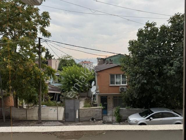 Kanaryada 2+1 95 M2 Kelepir Daire marmaraya Yürüme Mesafesinde