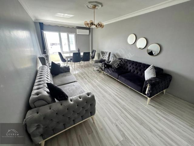 Kanarya'da Marmaraya Yakın Göl Manzaralı Harika 3+1 120m² Daire