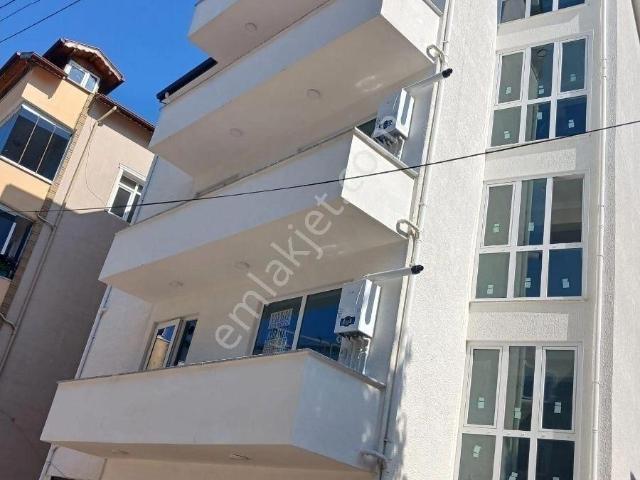 Kandıra Akdurak Mah. Merkezde 2+1 80 2.kat M2 Sıfır Daire Boş