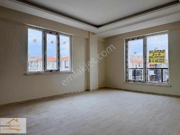 Kanlıca Mahallesin De Satılık 4+1 Daire