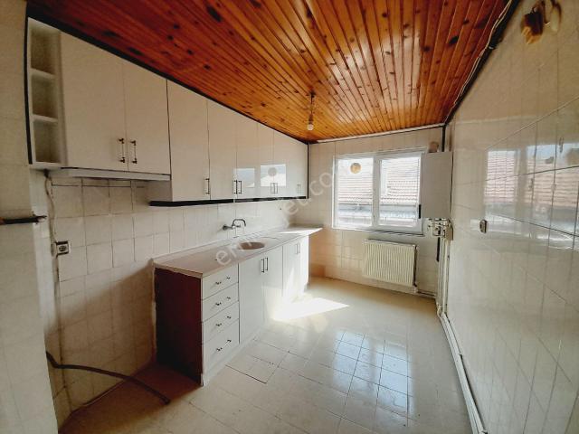 Kaan Emlaktan Mehmetcikte Geniş Teraslı Daire