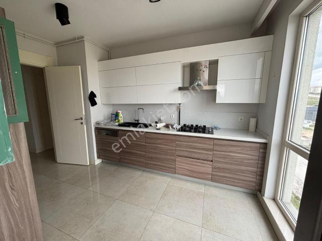 Kaan Emlaktan Sinpaşaquacity De Ara Kat 2,5+1 Lüks Satılık Daire