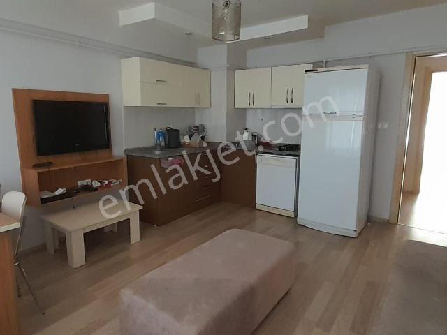 Kaan Emlaktan Üniversite Yakını Kınıklıda 2+1 Arakat Eşyalı Apart