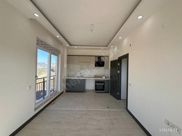 KAAN'dan. ÇIPLAKLI'DA ÜNİVERSİTE YAKINI 1+1 SIFIR SATILIK DAİRE