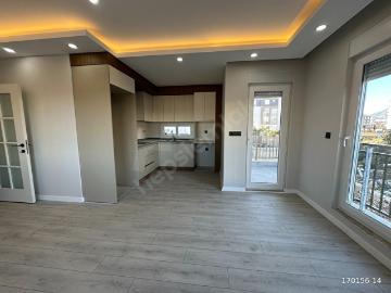 KAAN'dan. YENİKÖY'DE 2+1 YÜKSEK GİRİŞ E. PANJURLU SIFIR DAİRE