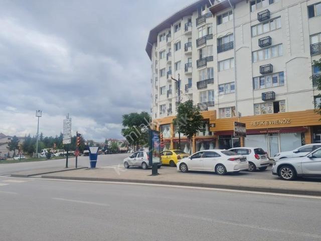 Kabze Emlaktan Mevlana Mh'de Cadde Üzeri Satılık Daire