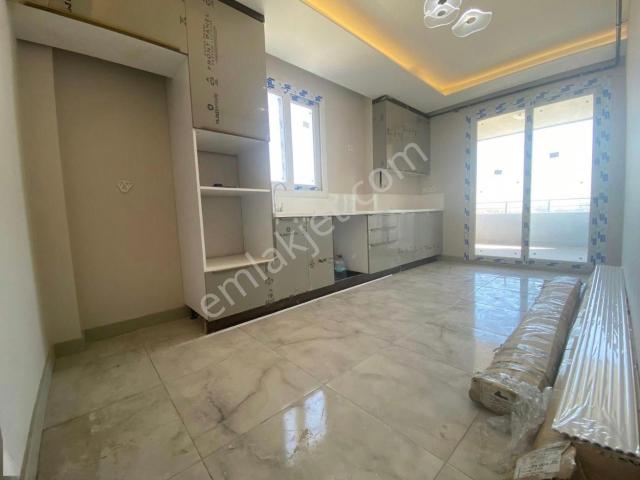 Kabasakal’da Prestijli Sitede Havuzlu, 3+1 Sıfır Lüks Daire!