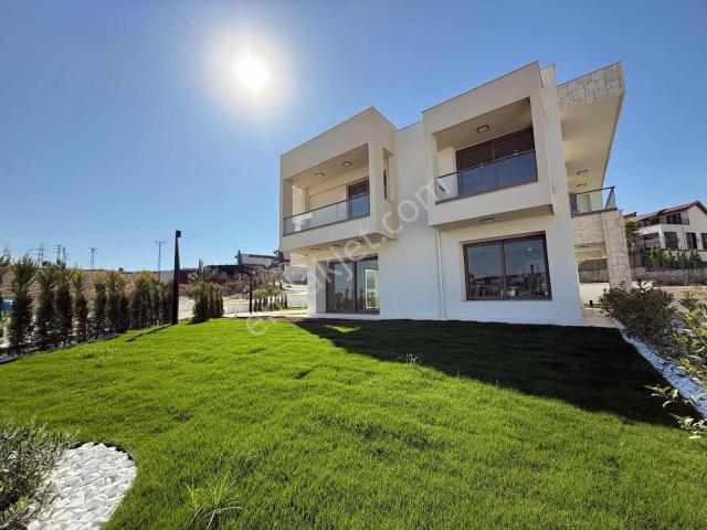 Kabasakal Zeytinköy Sitesinde Sıfır K.mutfak Kiralık Lüx Villa