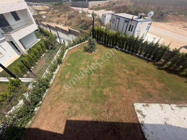 Kabasakal Zeytinköy Sitesinde Sıfır K.mutfak Kiralık Lüx Villa