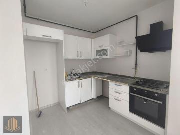 Kabasakal'da Havuzlu Güvenlikli Sitede 2+1 Kiralık Daire