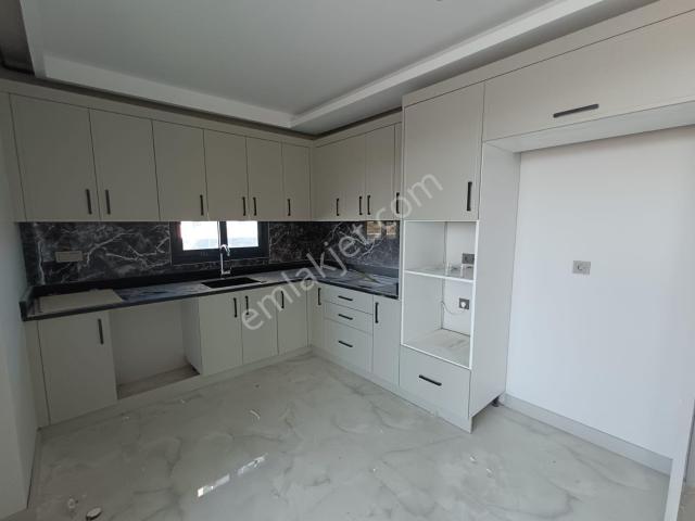 Kabasakalda Sosyal Donatılı+güvenlikli 3+1 Kapalı Mutfak+ankastreli+doğalgazlı+2banyolu+g. Odalı
