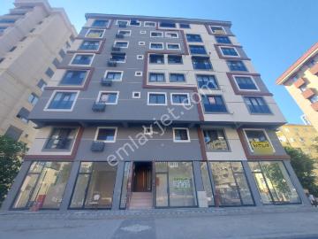 Kadıköy Merdivenköy Mah. Merkezi Konumda 2+1 85 M2 2.kat Daire