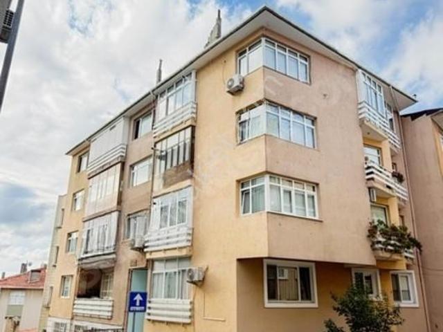 Kadıköy Acıbadem 'de 3+1 Kiralık Daire