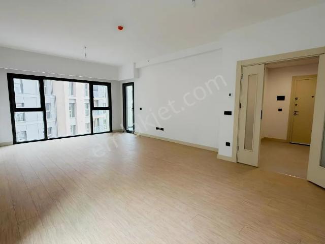 Kadıköy Emlak Konut Büyük Tip Uygunteslim165m2 Satılık 3+1 Daire