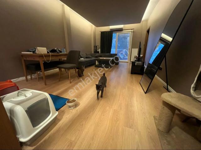 Kadıköy Feneryolu Kuyubaşı Mahallesi'nde 3+1 Kiralık Daire