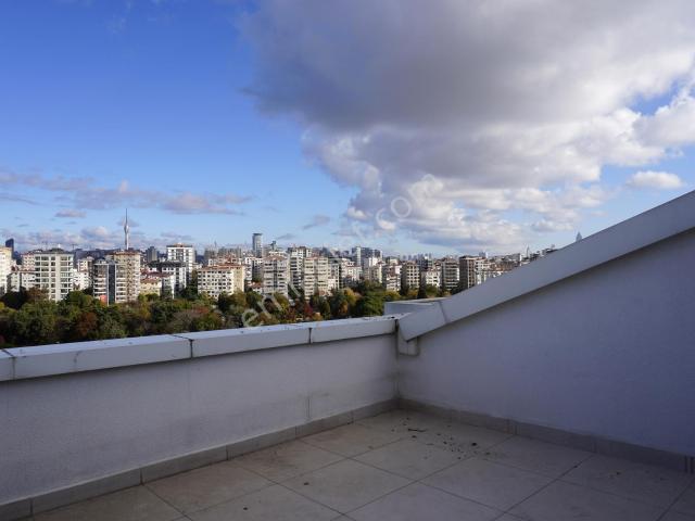 Kadıköy Göztepe Özgürlük Parkı Manzaralı Kiralık 4+2 Loft Daire