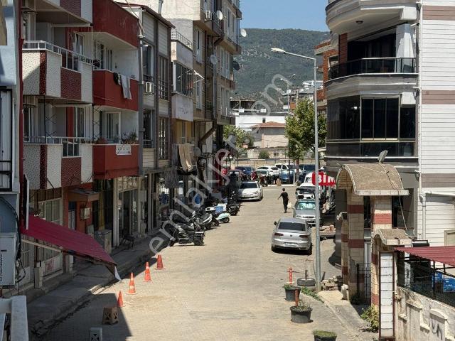 Kadıköy'de 2+1 Sobalık Kiralık Daire