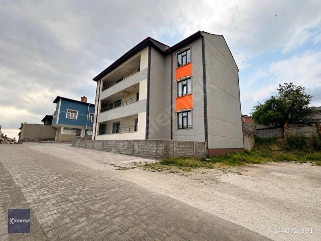 Kadınhanı Doğanlar Mh. Geniş Satılık 4+1 Daire