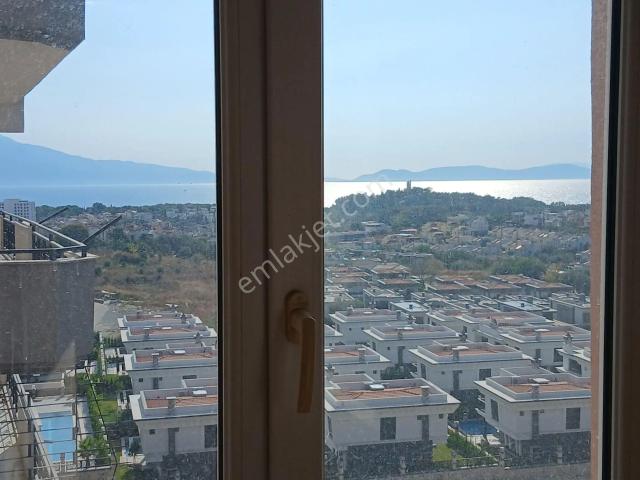 Kadınlar Denizinde Deniz Manzaralı Kiralık 3+1 Daire