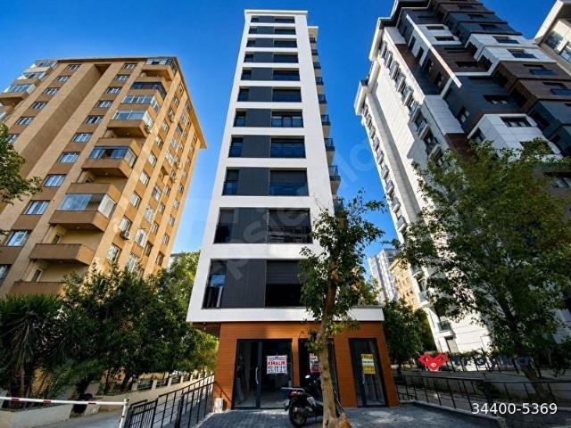 KADIKÖY BOSTANCI EMANET SOKAK'DA 2+1 SATILIK DAİRE TROYKA'DAN