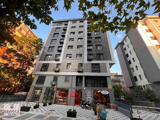 KADIKÖY FENERYOLU MINIBÜS CD ÜZERINDE SATILIK SIFIR 2+1 DAIRE