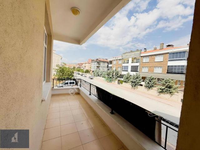 Kadir Dikici'den Hanaybaşı Mahallesinde Kiralık Geniş 3+1 Daire