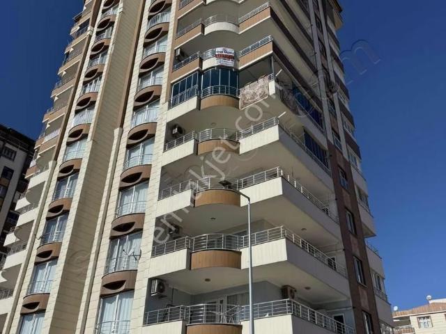 Kadir Saçaklıdan Şehrin En İşlek Lokasyonunda,satılık 4+1 Daire