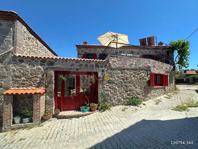 KADIRGA KOYU'NA 20 DK! AYVACIK'TA HAZIR MÜŞTERİLİ TAŞ OTEL