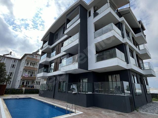 Kadriye Merkezde 1+1 Sıfır Eşyalı Havuzlu Kiralık Daire