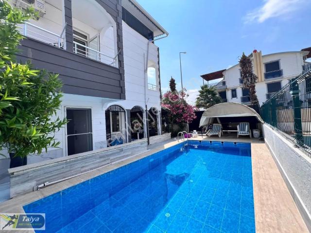 Kadriye De 4+1 Özel Müstakil Havuzlu Villa Satılık