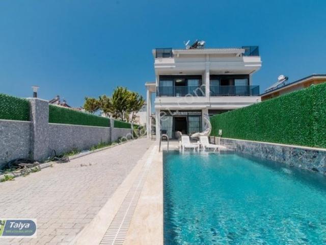 Kadriye İle Belek Arasında, Özel Havuzlu Ve Ultra Lüks 3+1 Villa
