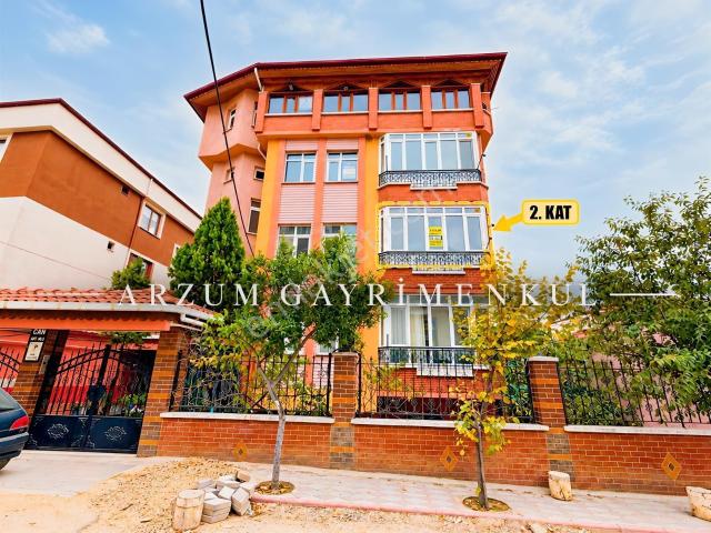 Kafeler Caddesinde 4 Cephe Ara Kat Full Eşyalı 2+1 Kiralık
