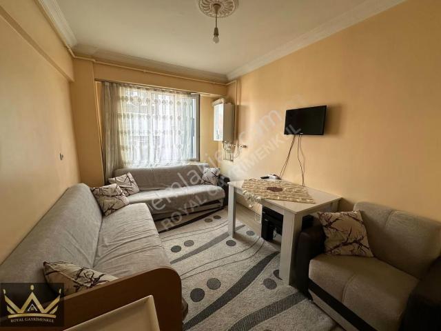 Kafeler Caddesi'nde Eşyalı 1+1 Kiralık Daire