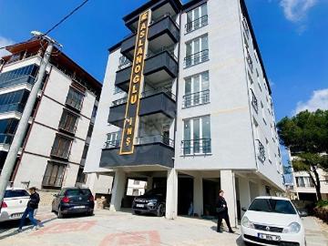 KAFKAS EMLAK'TAN KİRALIK SIFIR 1+1 DAİRE
