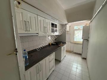 Kafkaslarda Eşyalı Akademiye Yakın 3+1 Y Giriş Kiralık Daire
