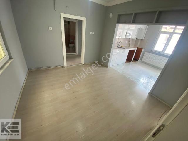 Kahvecioğlu Emlak'tan Kavakpınar Mah Kiralık 3+1 Daire