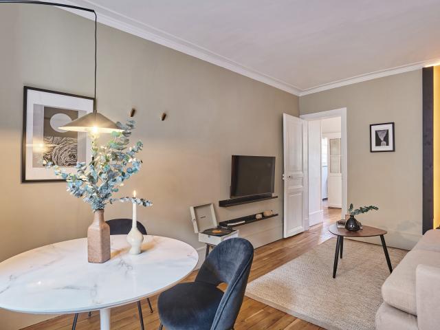 Kahlo 1 bedroom in Invalides