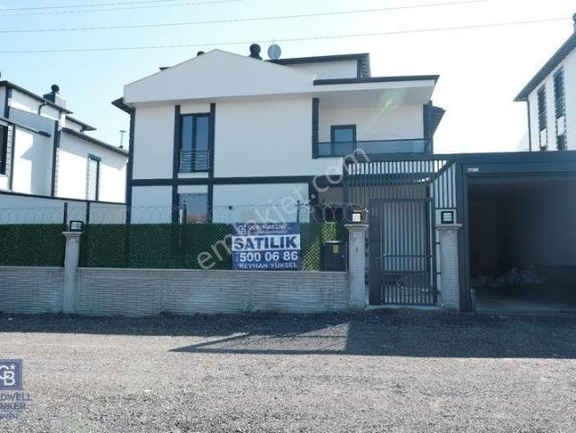 Kahramankazan Da Satılık 390 M2 Prestijli Villa
