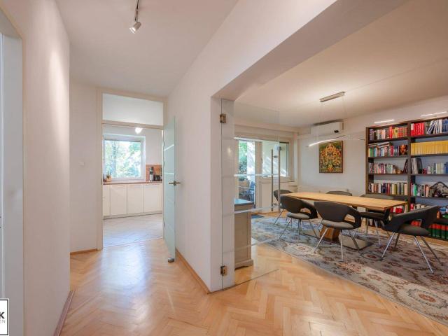 Kaiser Franz Ring 28 – 3 Zimmer mit Gartenloggia, nahe Kurpark