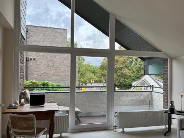 Kaiserswerth | Renovierte 2 Zimmer Wohnung | SW Balkon