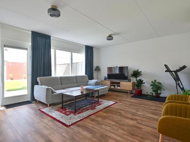 Kajuit, 1319AN, Almere