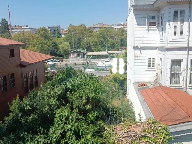 Kalamış'a Çok Yakın Odalardan Tarihi Manzarasıyla Köy Evi Tarzı