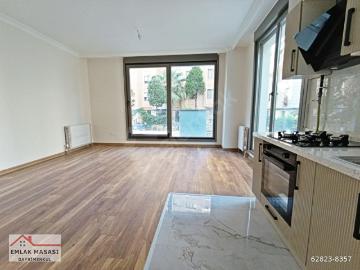 Kalamış Sahilde Güvenlikli Sıfır Binada 2+1 Daire EMLAK MASASI