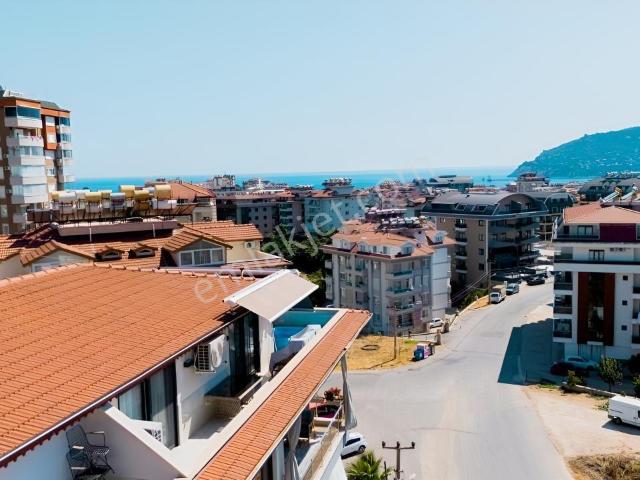 Kale Deniz Manzaralı Emsalsiz Geniş 5+1 Daire ayrı Mutfak