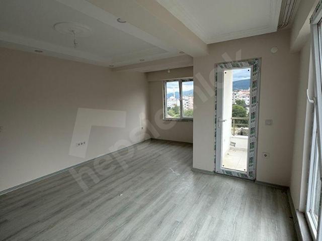 KALE EMLAK SİNOP'TAN GERZE CUMHURİYET MAHALLESİNDE SIFIR BİNADA KİRALIK 2+1 DAİRE