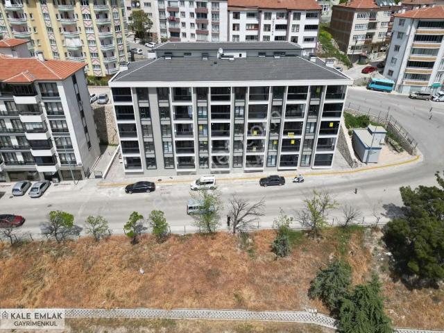 Kale Emlak'tan Hızırpaşa Mah.satılık Sıfır 1+1 Daire