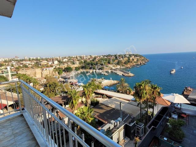 Kale İçi Ve Deniz Manzaralı 3+1 Eşyalı Kiralık Daire