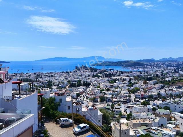 Kale Ve Deniz Manzaralı İkiz Villa
