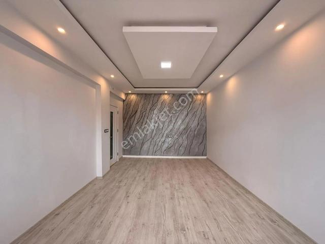 Kale Yakını Ana Yol Üzeri Ful Bakımlı Satılık Daire